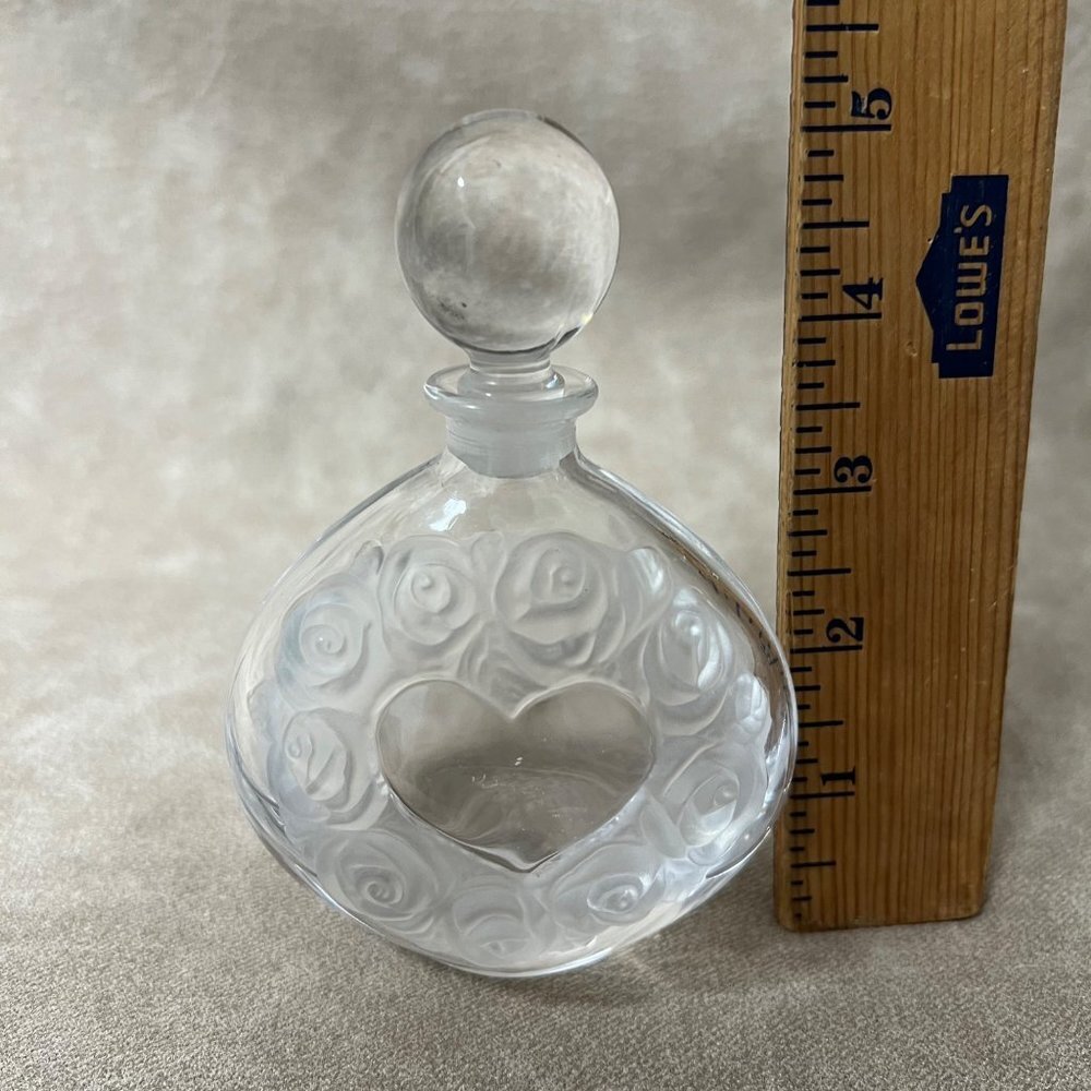 Vintage Perfume Glass Bottle with Heart & Roses Center - Picture 6 of 6